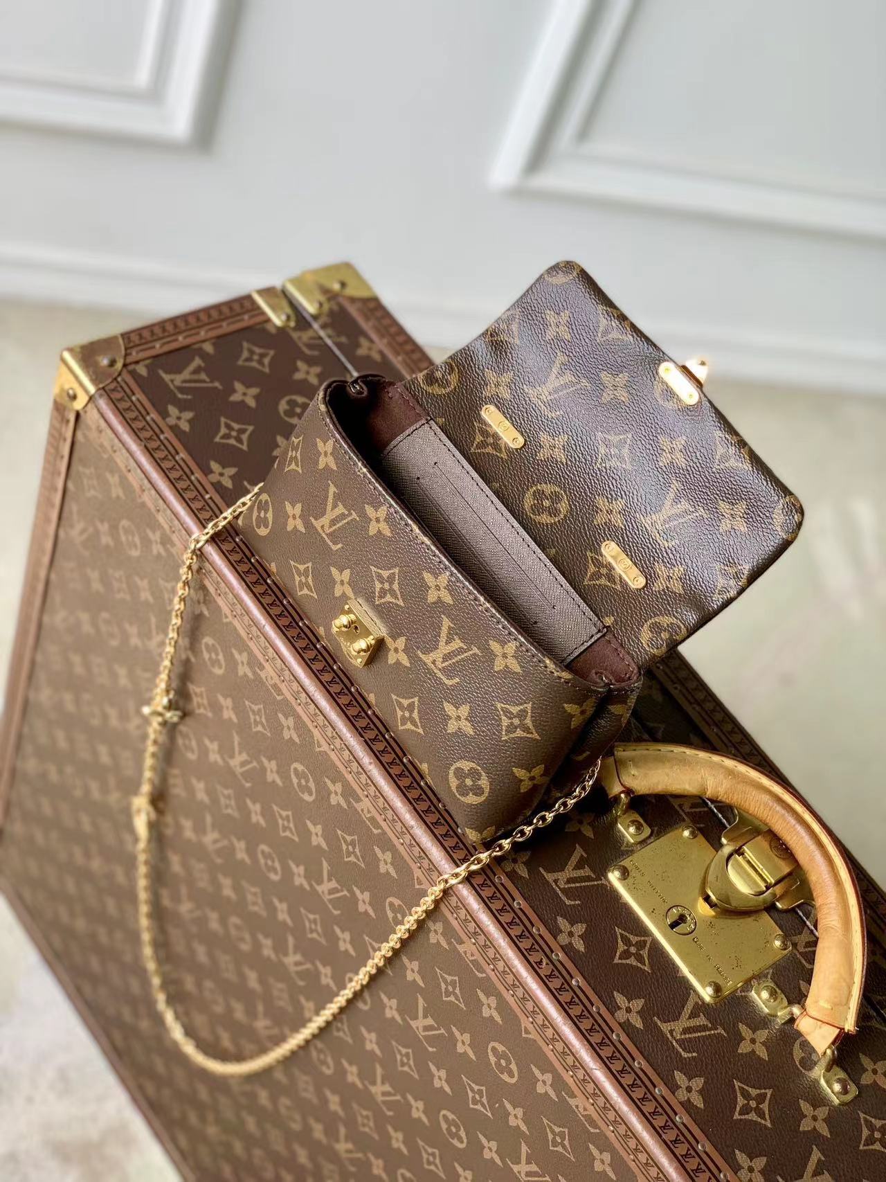 Louis Vuitton New Nano Madeleine M28426