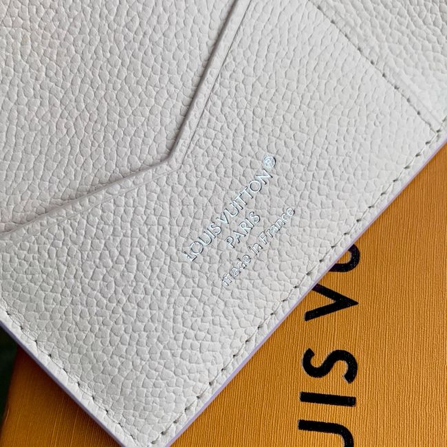 Louis Vuitton Passport Cover M29811 Link Quartz Louis Vuitton Passport Cover M29811 Link Quartz