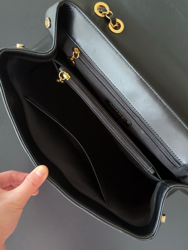 Chanel Large FLAP BAG Grained Calfskin A2215 black