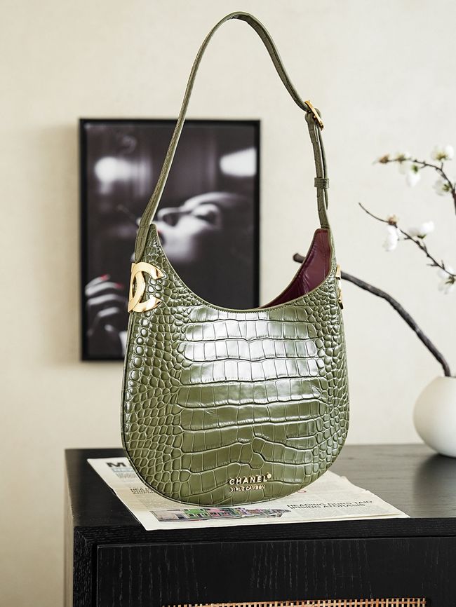 Chanel Shoulder Bags Crocodile Embossed 68011 green