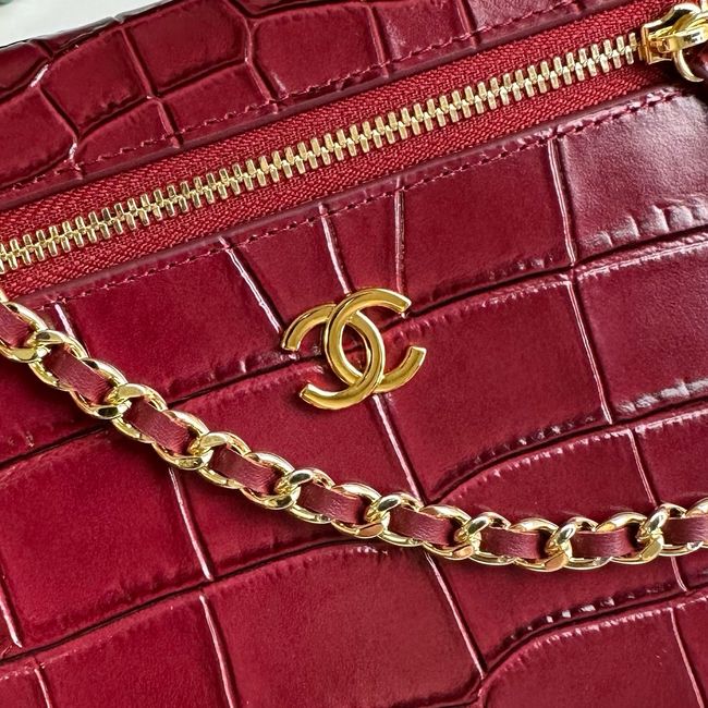 Chanel Vanity with Chain Crocodile Embossed AP5195 burgundy Chanel Vanity with Chain Crocodile Embossed AP5195 burgundy