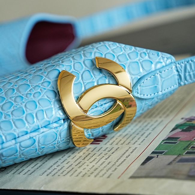 Chanel Crocodile Embossed Shoulder Bag 68012 blue Chanel Crocodile Embossed Shoulder Bag 68012 blue