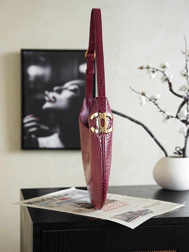 Chanel Crocodile Embossed Shoulder Bag 68012 burgundy Chanel Crocodile Embossed Shoulder Bag 68012 burgundy