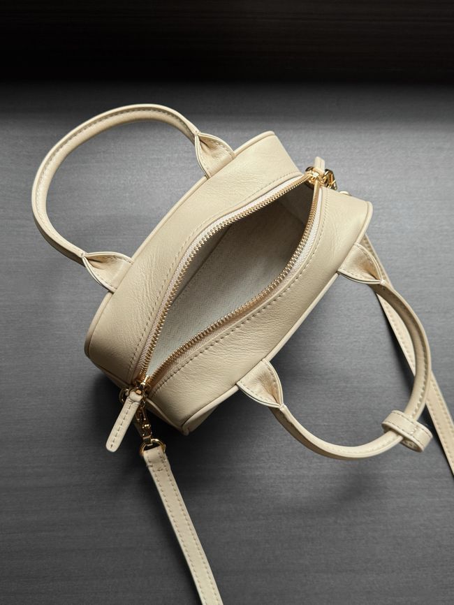 Chanel Clutch with Leather Strap AP5528 Beige Chanel Clutch with Leather Strap AP5528 Beige