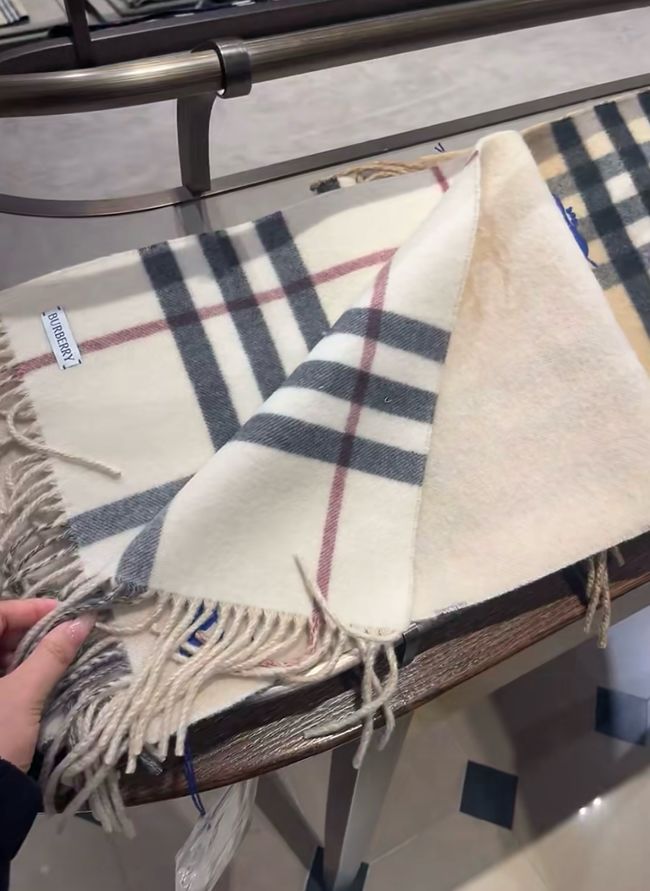 Burberry cashmere scarf BU0021-1 Burberry cashmere scarf BU0021-1