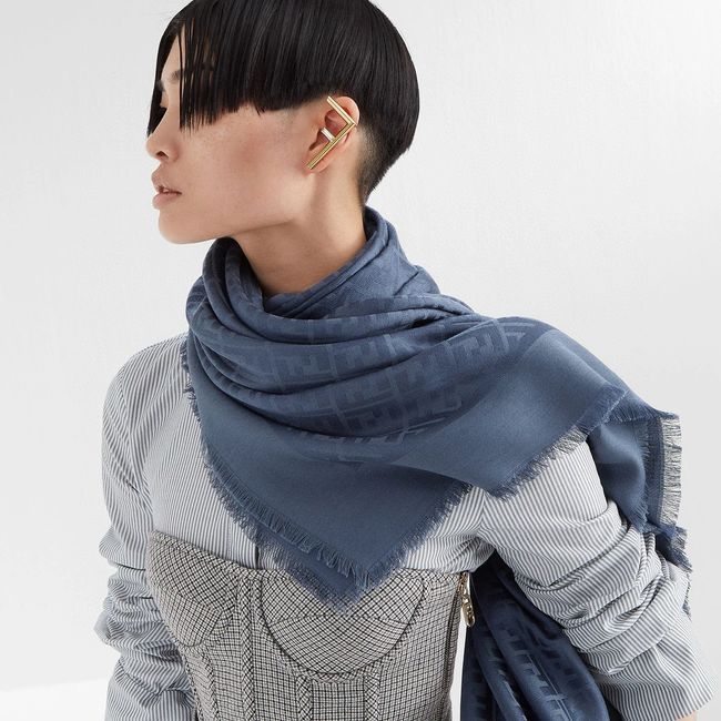 Fendi Shawl Wool Silk and Cotton 06388-2 Fendi Shawl Wool Silk and Cotton 06388-2