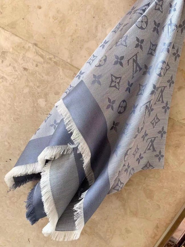 Louis Vuitton Monogram Shine Shawl M98772-2 Louis Vuitton Monogram Shine Shawl M98772-2