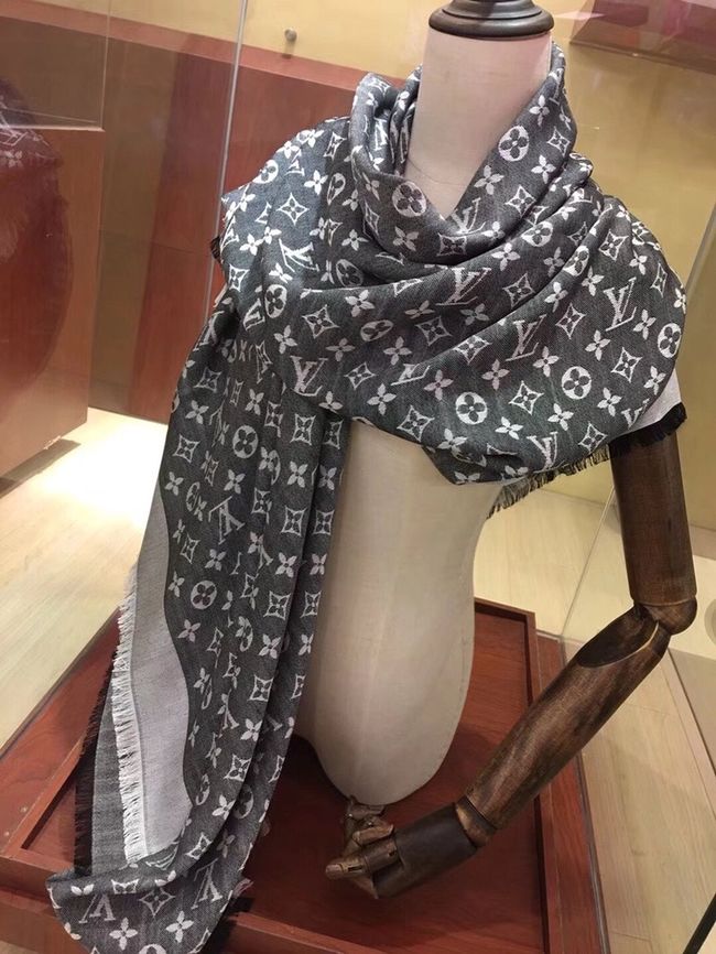 Louis Vuitton Monogram Shine Shawl M98772-3 Louis Vuitton Monogram Shine Shawl M98772-3