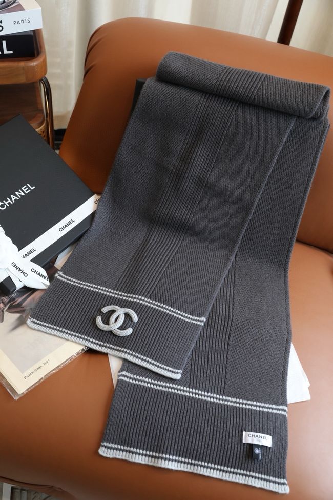 Chanel Wool & Cashmere scarf B25976-3 Chanel Wool & Cashmere scarf B25976-3
