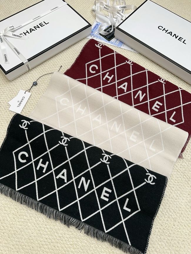 Chanel cashmere scarf B25978-1 Chanel cashmere scarf B25978-1