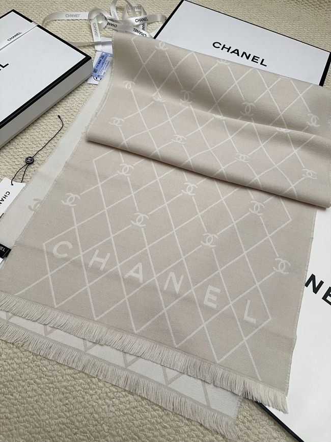 Chanel cashmere scarf B25978-3