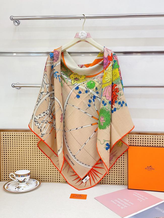 Hermes cashmere Shawl H24443-4 Hermes cashmere Shawl H24443-4