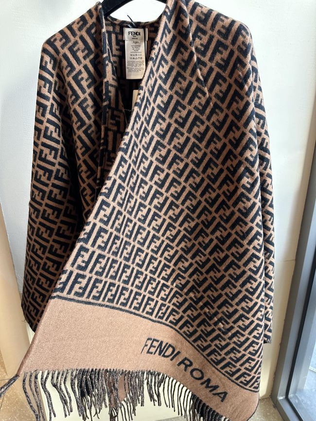 Fendi Shawl Wool Silk and Cotton 06389-1 Fendi Shawl Wool Silk and Cotton 06389-1