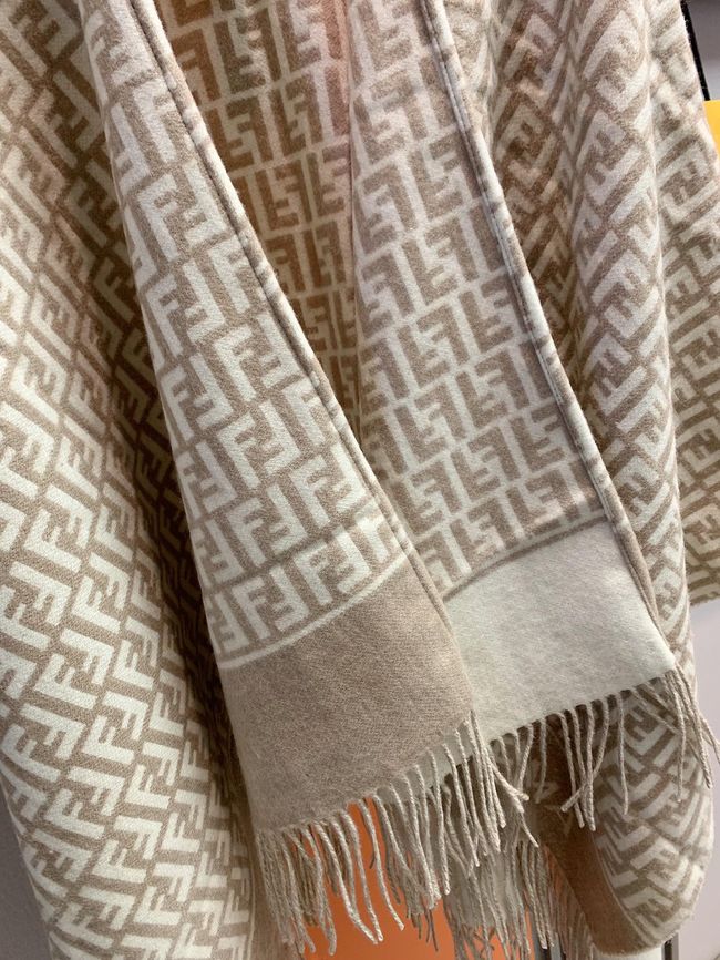 Fendi Shawl Wool Silk and Cotton 06389-2 Fendi Shawl Wool Silk and Cotton 06389-2