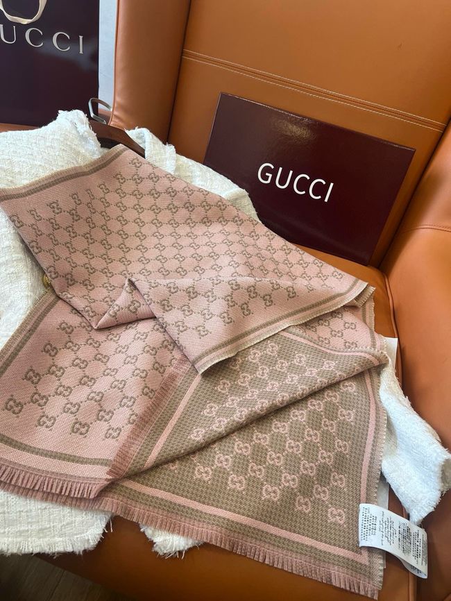 Gucci cashmere scarf 873732-1 Gucci cashmere scarf 873732-1