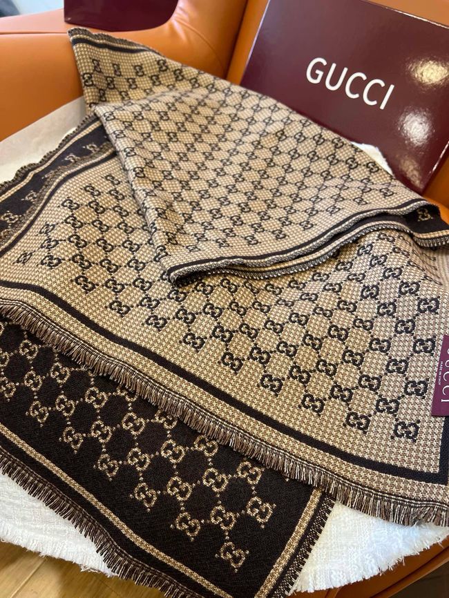 Gucci cashmere scarf 873732-2 Gucci cashmere scarf 873732-2