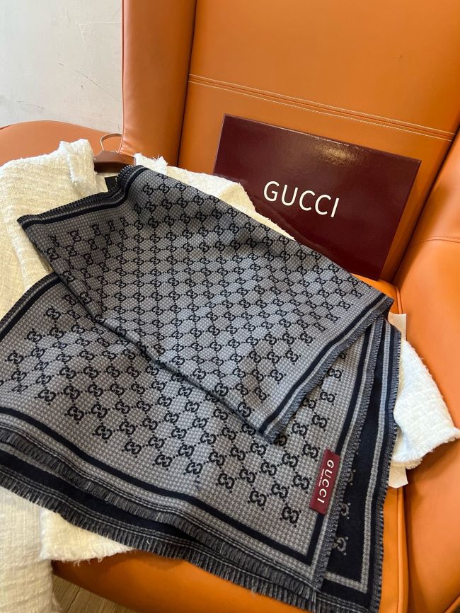 Gucci cashmere scarf 873732-3 Gucci cashmere scarf 873732-3