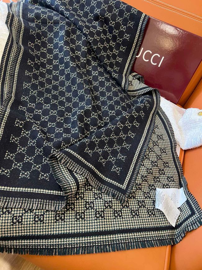 Gucci cashmere scarf 873732-4 Gucci cashmere scarf 873732-4