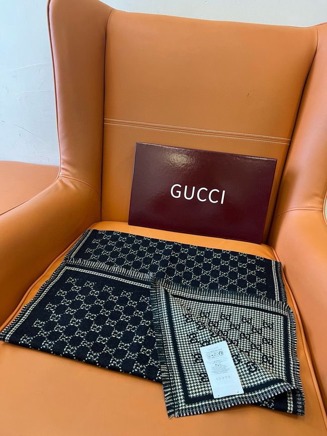 Gucci cashmere scarf 873732-4 Gucci cashmere scarf 873732-4
