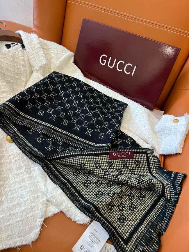 Gucci cashmere scarf 873732-4 Gucci cashmere scarf 873732-4