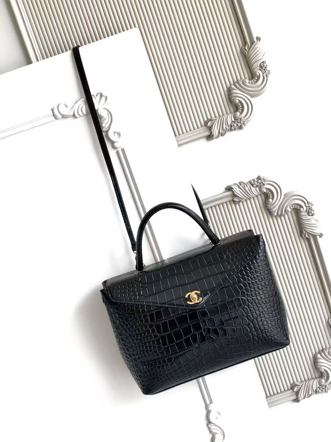 Chanel Maxi Flap Bag With Top Handle Crocodile Embossed Calfskin & Gold-Tone Metal Dark Gray As6309 Chanel Maxi Flap Bag With Top Handle Crocodile Embossed Calfskin & Gold-Tone Metal Dark Gray As6309