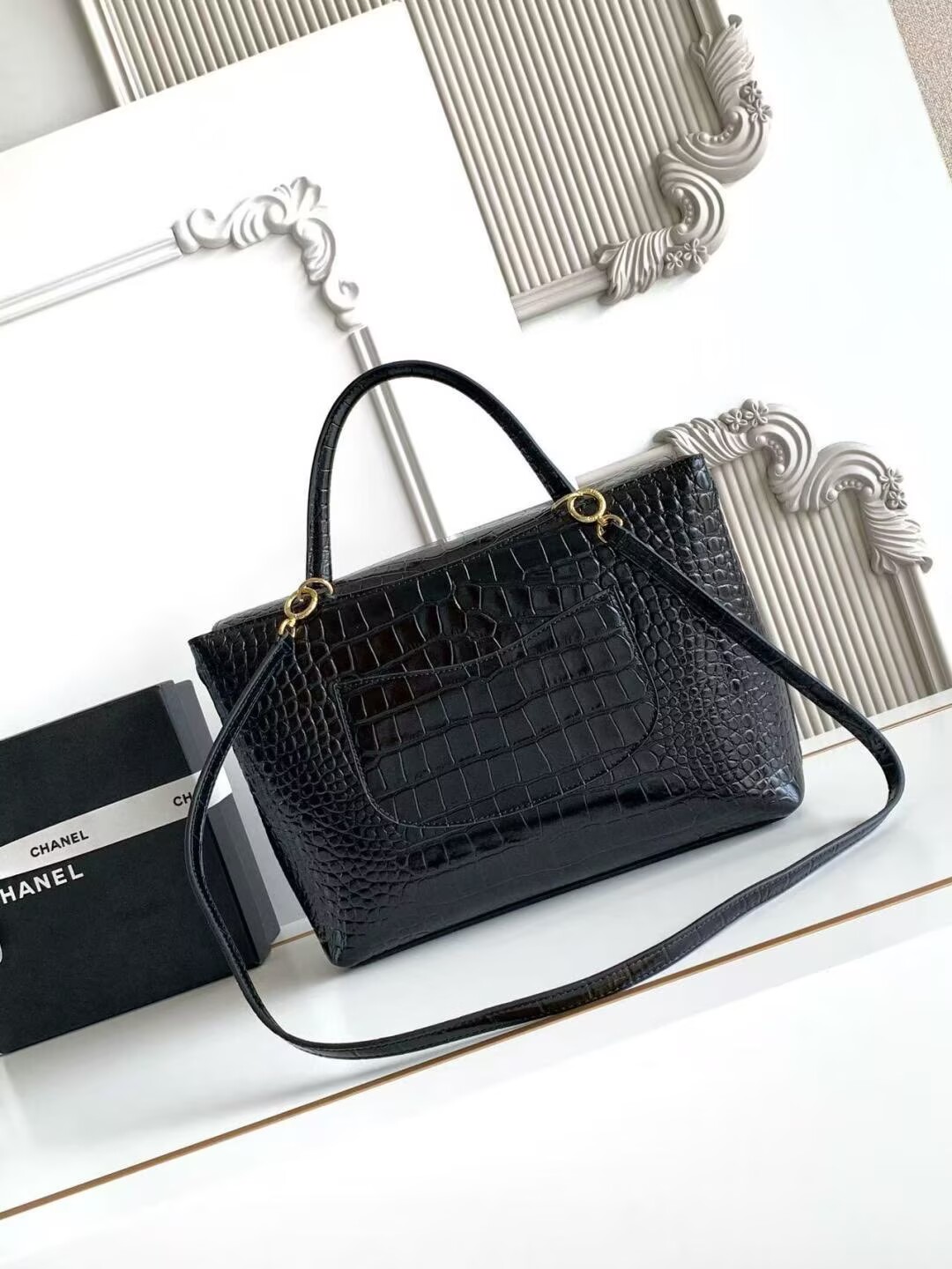 Chanel Maxi Flap Bag With Top Handle Crocodile Embossed Calfskin & Gold-Tone Metal Dark Gray As6309 Chanel Maxi Flap Bag With Top Handle Crocodile Embossed Calfskin & Gold-Tone Metal Dark Gray As6309