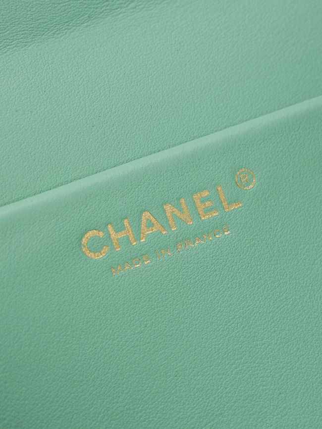 CHANEL Maxi Flapbag Suede Calfskin AS6233 Lake green