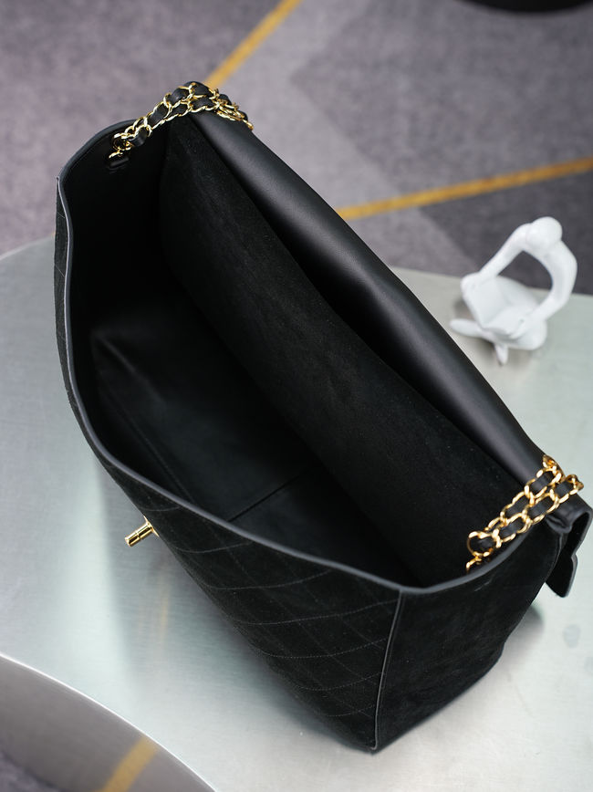 CHANEL Maxi Flapbag Suede Calfskin AS6233 black