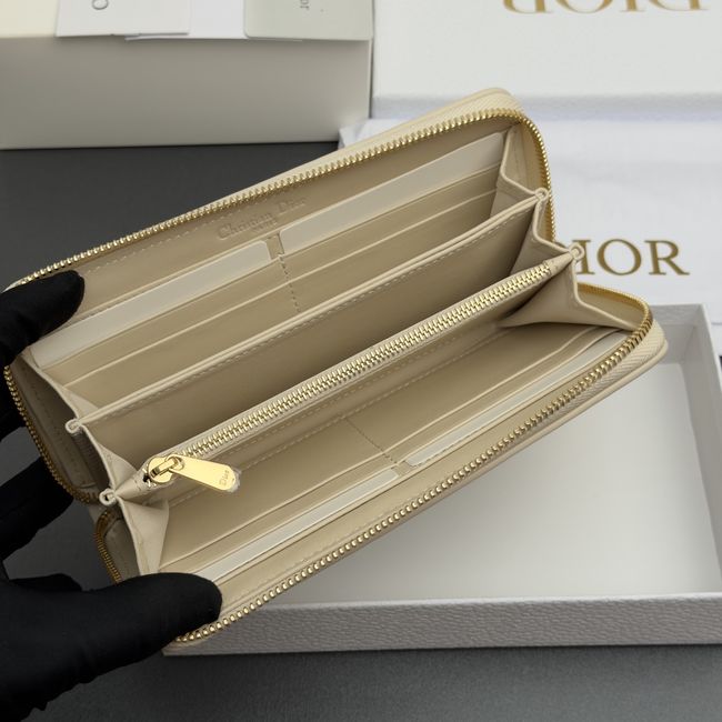 LADY DIOR LOTUS WALLET CANNAGE LAMBSKIN S0007 apricot