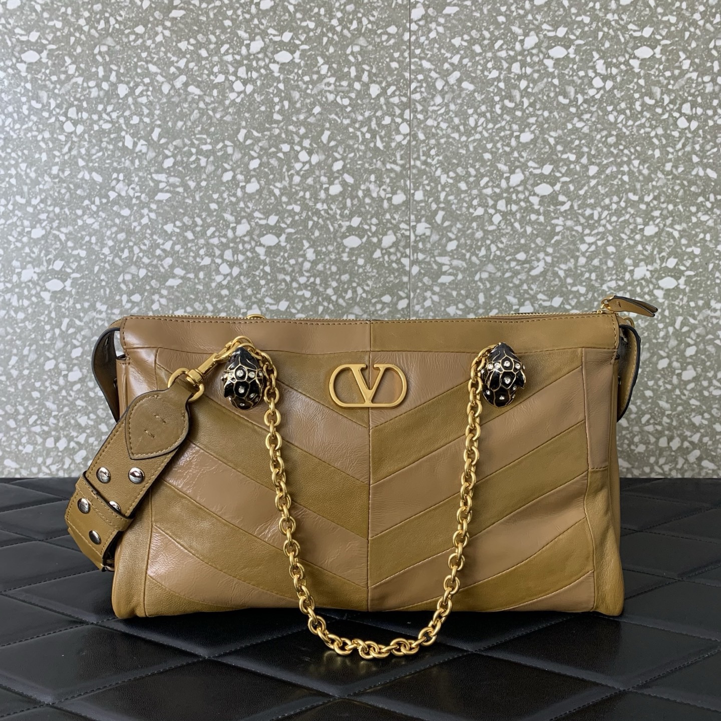 VALENTINO PANTHEA lambskin bag WB0S70 camel VALENTINO PANTHEA lambskin bag WB0S70 camel