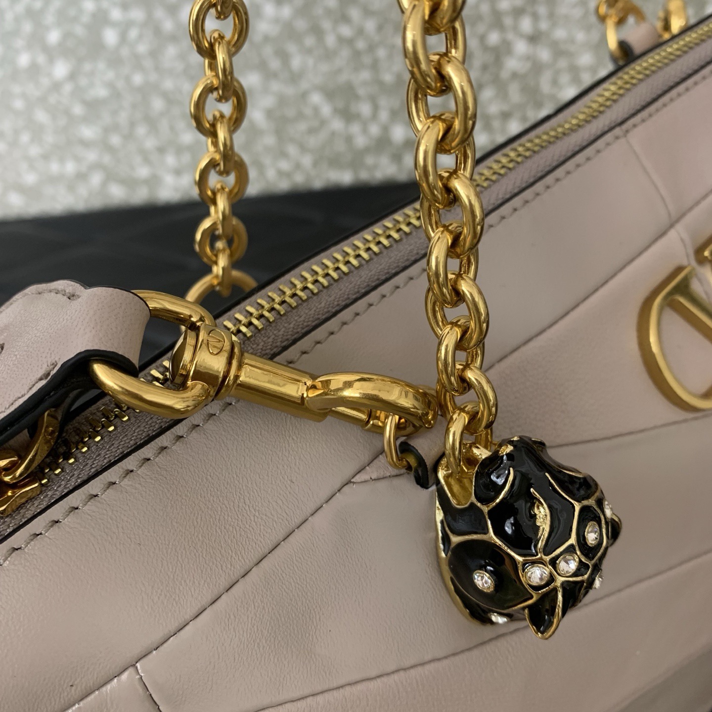 VALENTINO PANTHEA lambskin bag WB0S70 pink VALENTINO PANTHEA lambskin bag WB0S70 pink