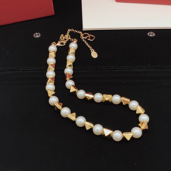Valentino Necklace CE89999 Valentino Necklace CE89999