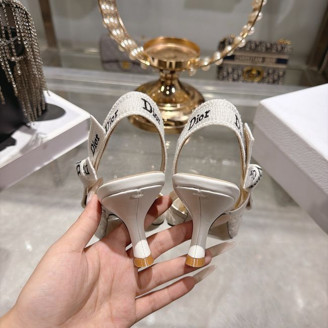 JAdior Slingback Pump Embroidered Plumetis CV642-5