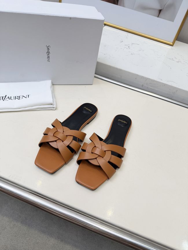 Saint Laurent tribute SANDALS in smooth leather 875936-1 Saint Laurent tribute SANDALS in smooth leather 875936-1