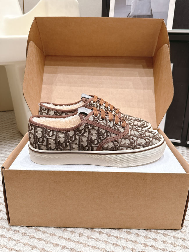 Walk Dior Sneaker Oblique Embroidered Mesh KCK537-2