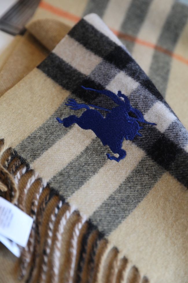 Burberry cashmere scarf BU0031-1