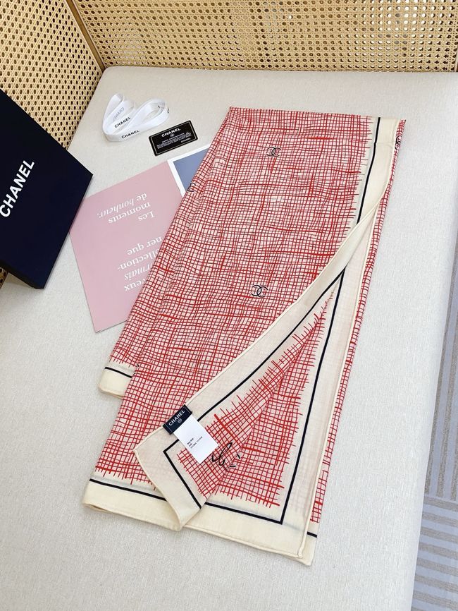 Chanel Wool and Silk Shawl AAC491-1