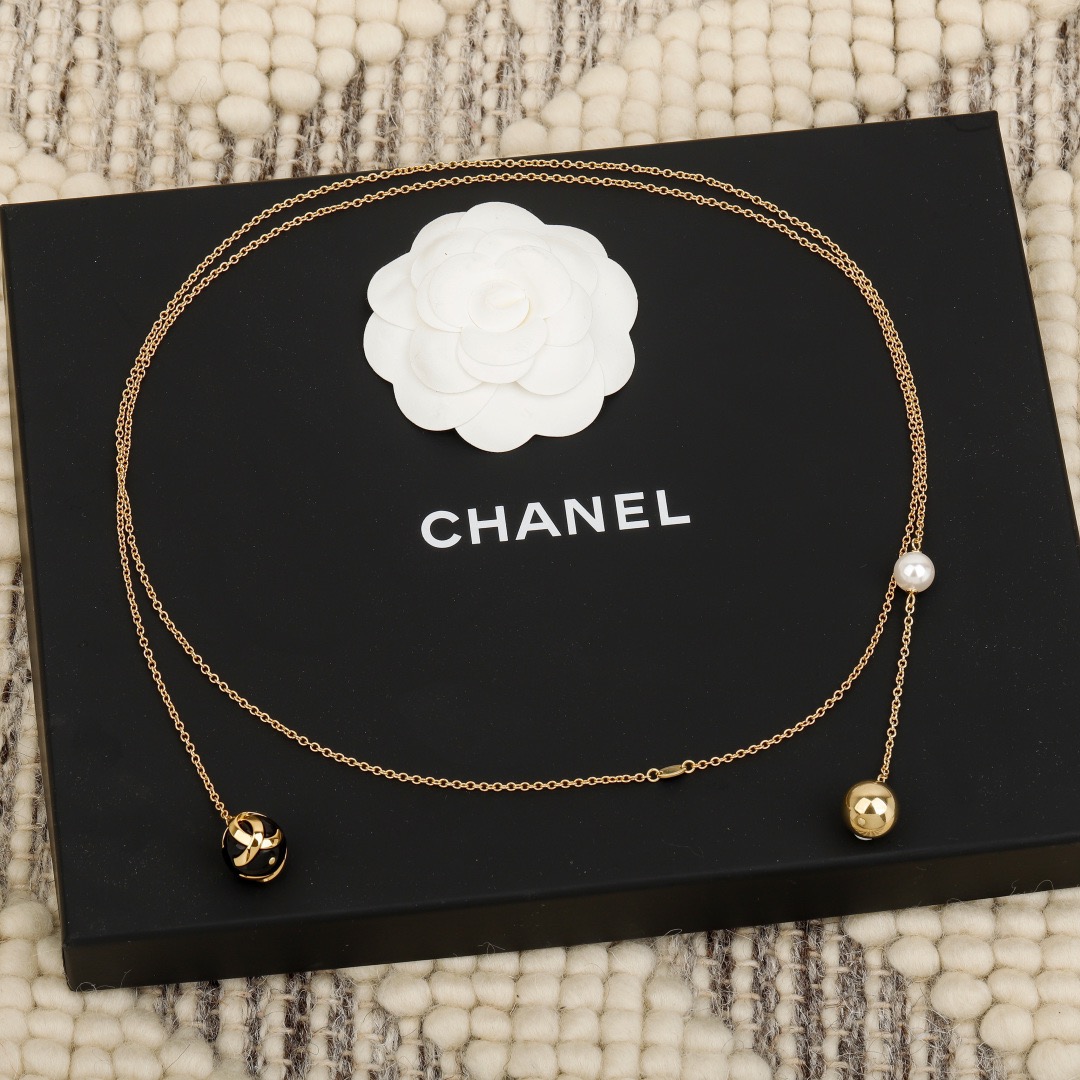 Chanel Necklace EE10024