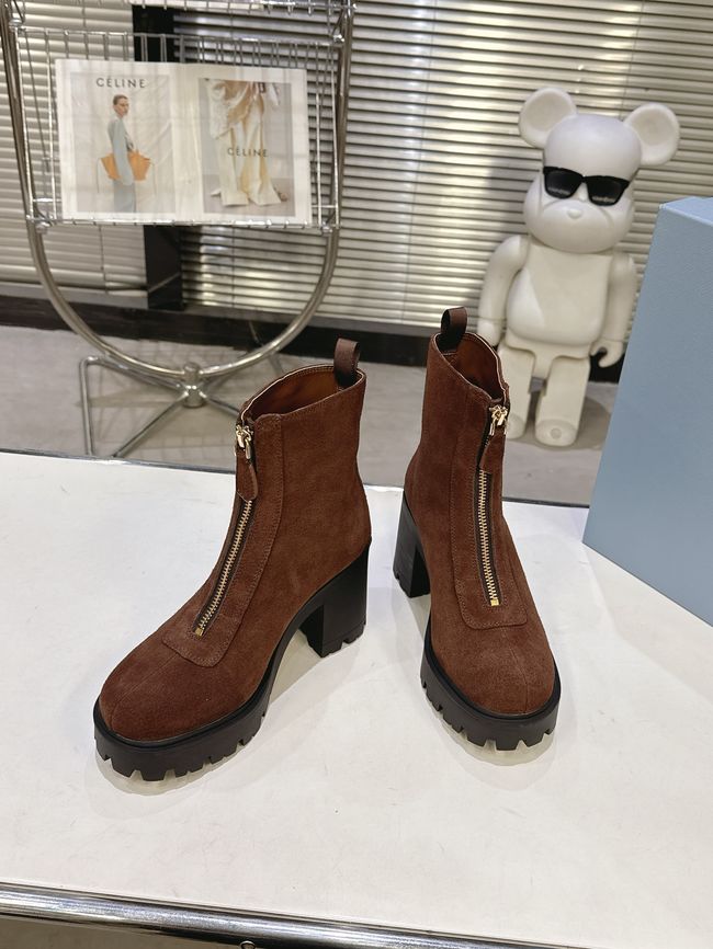 Prada Monolith brushed leather Chelsea boots G085-4