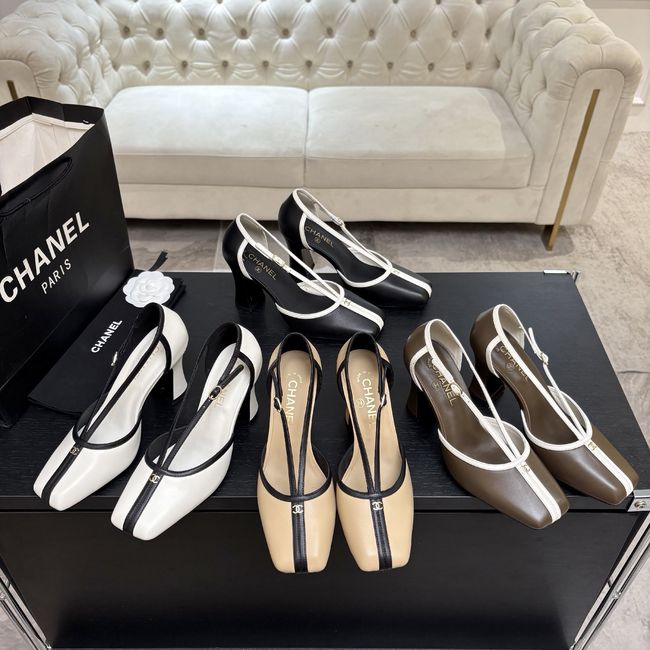 Chanel Mary Janes G47612-10