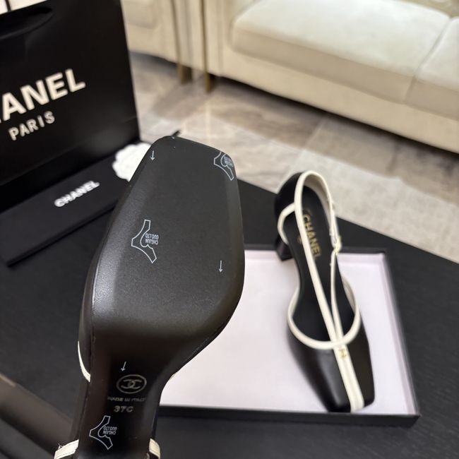 Chanel Mary Janes G47612-13
