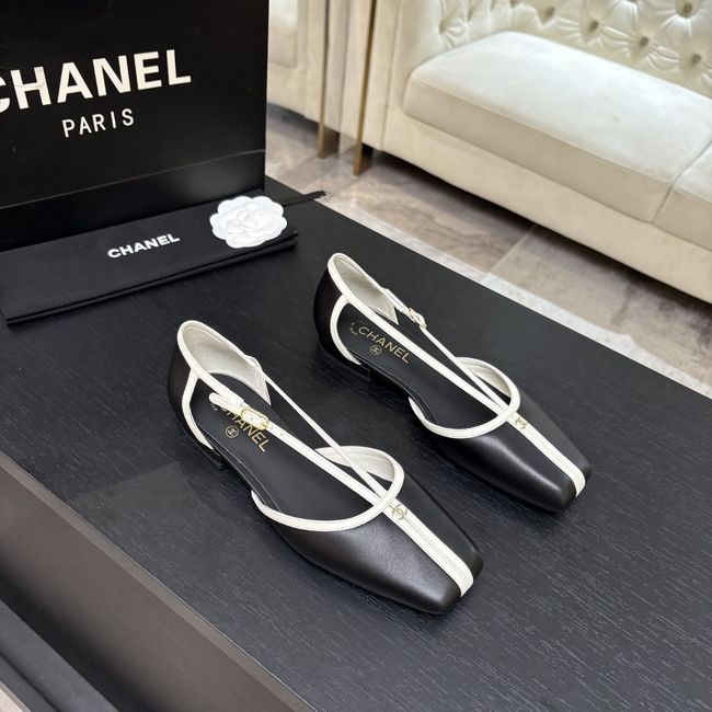 Chanel Mary Janes G47613-4