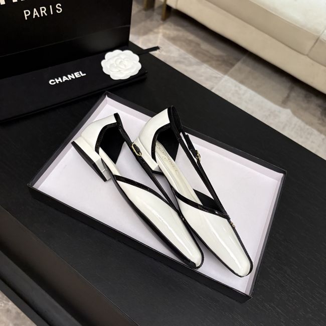 Chanel Mary Janes G47613-7