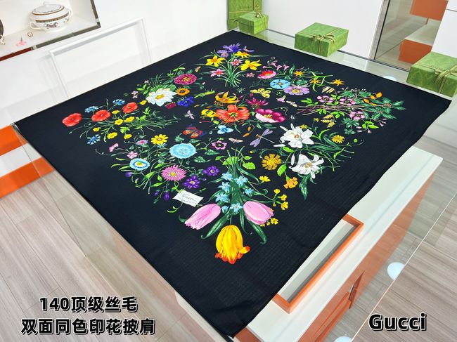Gucci Wool and Silk Shawl A008HK-1 Gucci Wool and Silk Shawl A008HK-1