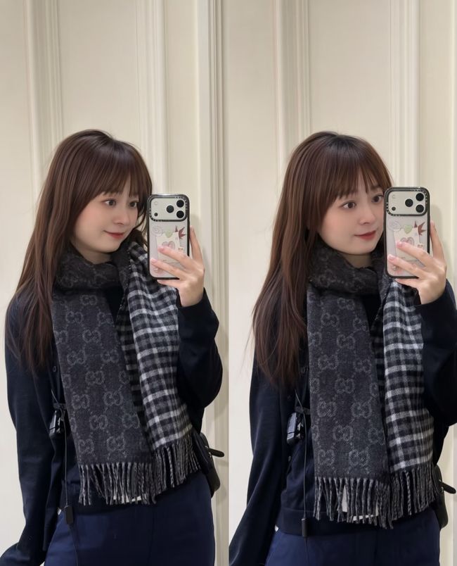 Gucci Reversible Cashmere scarf A010HK-1