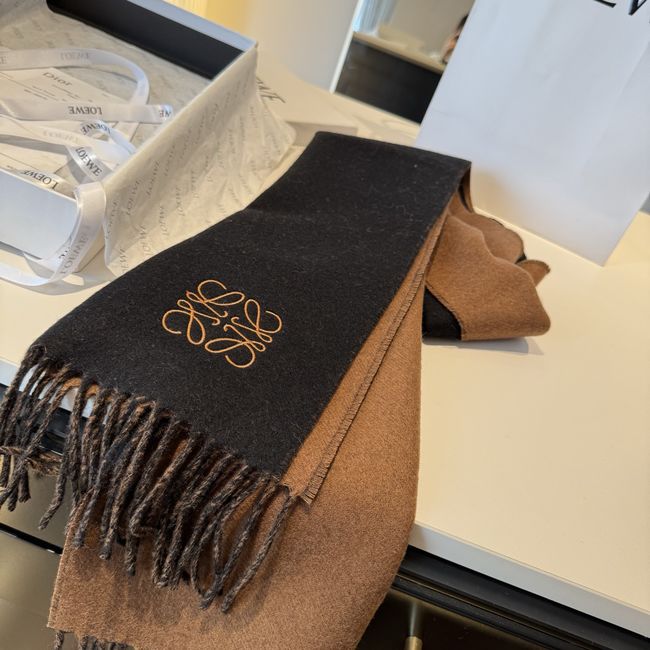 Loewe Cashmere scarf 0020-4 Loewe Cashmere scarf 0020-4