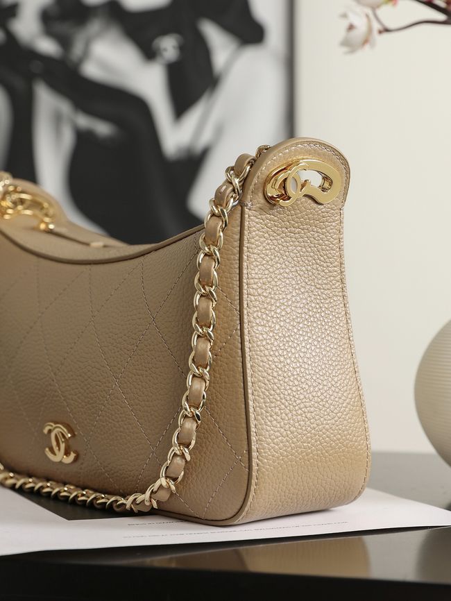 CHANEL Hobo Bag AS6640 apricot CHANEL Hobo Bag AS6640 apricot