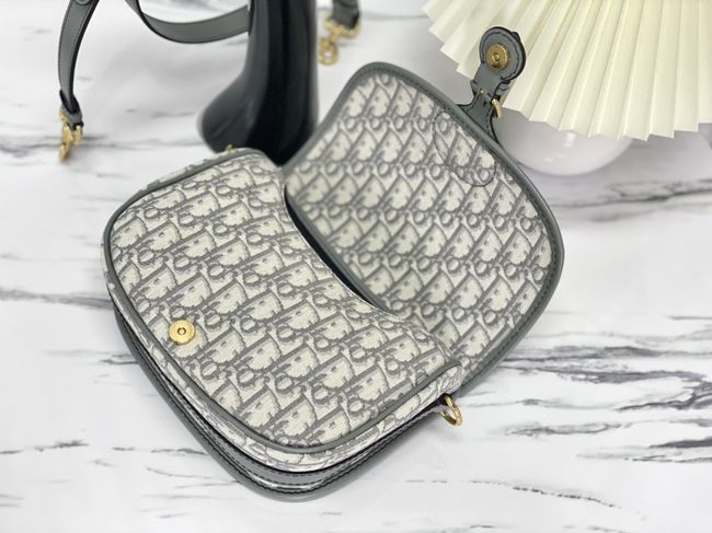 MEDIUM DIOR BOBBY BAG Warm Taupe Box Embroidery M2170 gray MEDIUM DIOR BOBBY BAG Warm Taupe Box Embroidery M2170 gray