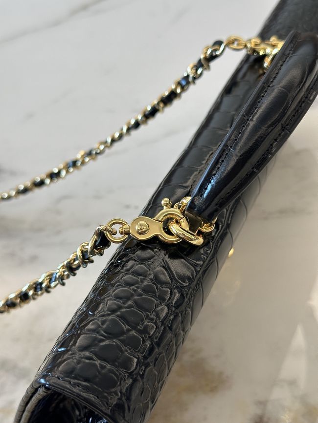 Chanel Clutch with chain Crocodile Embossed AP5280 black Chanel Clutch with chain Crocodile Embossed AP5280 black