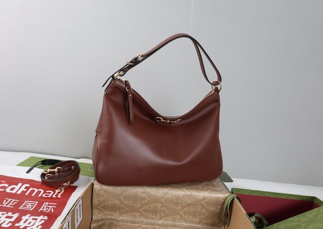 Gucci Starlet large shoulder bag soft leather A00CI2 Dark brown Gucci Starlet large shoulder bag soft leather A00CI2 Dark brown